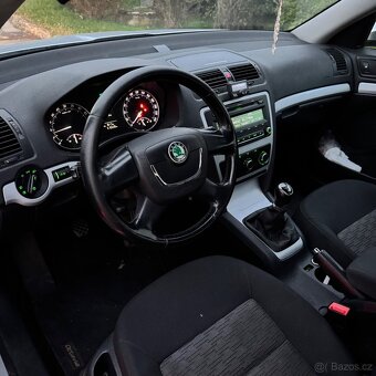 Škoda Octavia II 1.6 TDi 77kw, Nová STK do 09/2027 - 7
