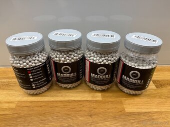 Prodám GBB MP7A1 Navy Gen 2 Umarex/VFC - 7