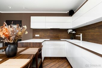 Moderní a stylový byt v centru Ostravy - 7