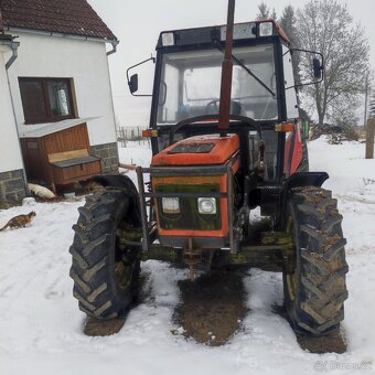 Traktor s čelňákem a valník 7t - 7