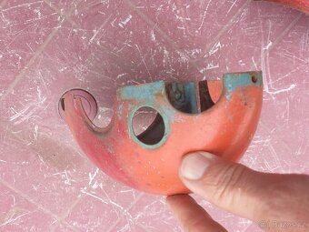 Prodám plechy masky Jawa 550/555 - 7