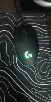 Herní myš Logitech G102 - Nová - 7