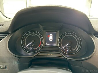Škoda Octavia 3 2,0 TDI SCOUT NAVI TAŽNÉ - 7