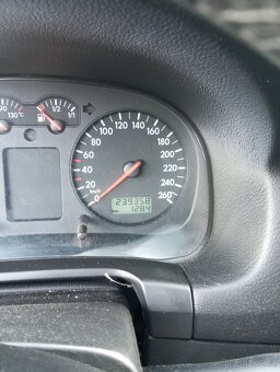 Volkswagen golf - 7