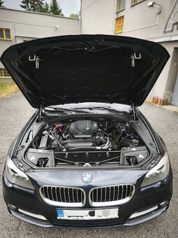 BMW 520d nájezd 97 tis. Km plný servis BMW - 7