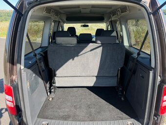 Volkswagen Caddy MAXI LiFE 1.6 TDI, 7 míst - 7