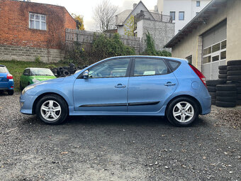 HYUNDAI i30 1,6 i 925 Kw TRIKOLORA - 7