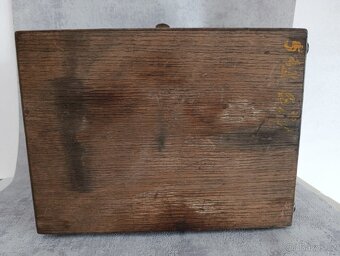 Starý vzhledově velice zachovalý německý přístroj - 7