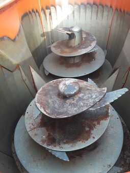 Krmný vůz Kuhn - 7