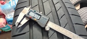 Kumho 235/45 R18 - 7