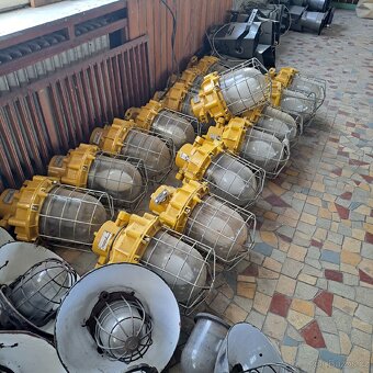Tovarni, industriální lampy - 7