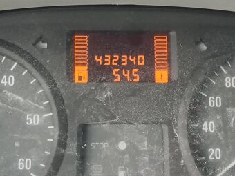 Opel vivaro 1.9 9míst - 7