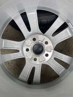 Škoda Fabia 4,5x100 R16,letni 195/55 r16-Pěkné - 7