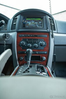 Jeep grand Cherokee Hemi 5.7 V8+ LPG - 7