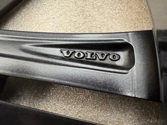 TOP kola R20 Volvo XC60 originál - 7