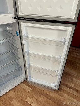 Lednice s mrazákem Amica (206) - 7