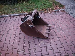 Lžíce podkopová zubatá 60 cm, D10 - 7