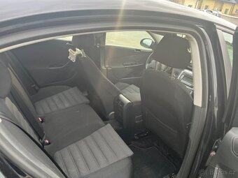 Passat 2.0 TDI 103 kw B6 - 7