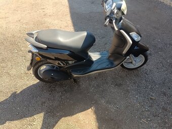 Piaggio Fly 125 cz doklady v ceně - 7