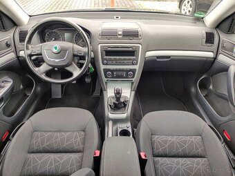 ŠKODA OCTAVIA 2.0TDi 103KW,AMBIENTE,ZÁVĚS,AUT.KLIMA,6-KVALT. - 7