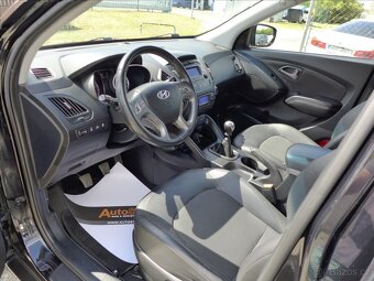 Hyundai ix35 2,0 CRDI 4X4, VÝHŘEV, DIGI AC - 7