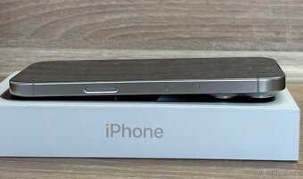 IPhone 16 Pro bílý titan 128gb - 7