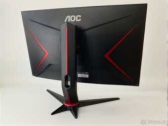 Výkonný herní počítač s xbox kontrolery – kompletní sada - 7