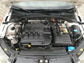 Škoda Octavia RS 2,0 TDi DSG F1 xenon navi Canton sign lane - 7