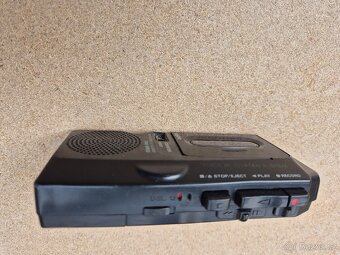 diktafon Sanyo, microcassette recorder, two-speed - 7