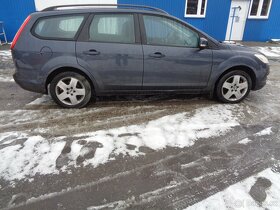 Ford Focus 2 kombi, 1,8tdci, lift Rozprodám na náhradní díly - 7