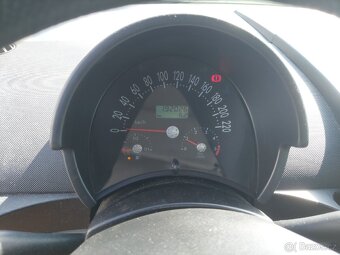 VW NEW BEETLE 1.9TDI - 7