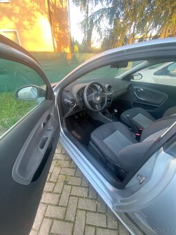 Seat Ibiza 1.4 16V 55 kW – na náhradní díly nebo opravu - 7