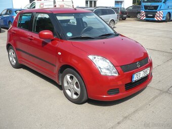 Suzuki Swift 1.3 i - 7