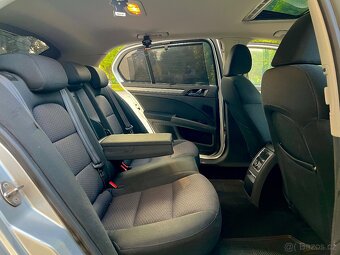 Prodám Škoda superb 2 125kw dsg rv2010 - 7