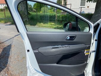Peugeot 5008 1.6 HDi 1.Majitel, Serviska, TZ - 7