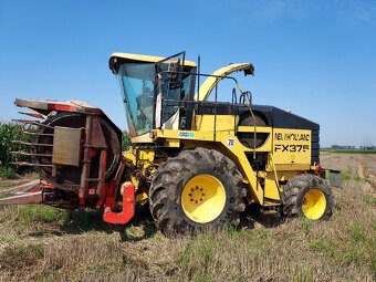 Samojízdná sklízecí řezačka New Holland fx 375 jaguar claas - 7