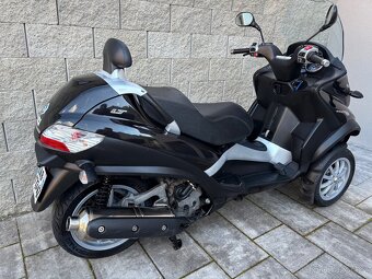 Piaggio mp3 400 v krásném stavu - 7