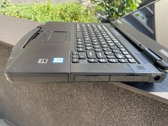 odolný Panasonic Toughbook CF-54 - FullHD dotykový display - 7
