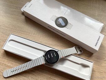 Samsung Galaxy Watch 7 44mm stříbrné, zánovní, komplet - 7