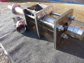 briketovací lis. - 7