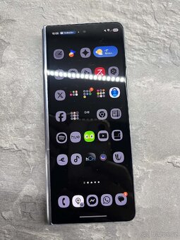 Samsung Galaxy Z Fold 5 - 7