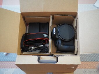 CANON EOS 100D tělo - 7