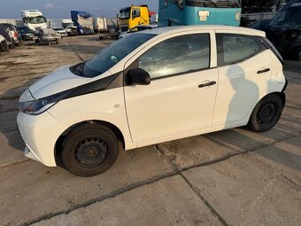 Toyota Aygo X 1.0i 2018 129TM klima pojizdne - 7