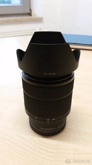 Sony alpha 7r včetně dvou objektivů, stativu, batohu atd. - 7