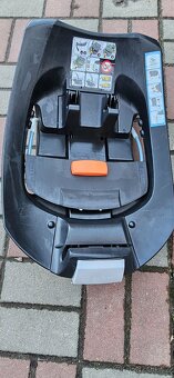 Autosedačka Cybex Aton 5 včetně základny - 7