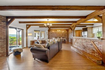 Prodej rodinného domu 600 m² / pozemek 3352 m² obec Plískov - 7