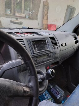 VW Caravelle - 7