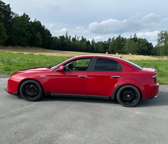 Alfa Romeo 159 1.9 JTDm 110 kW – kráska, co ví, jak jezdit - 7