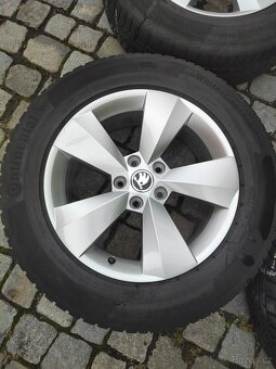 Prodám orig alu 17 Škoda Kodiaq 5x112 ET 38 zimní pneu - 7