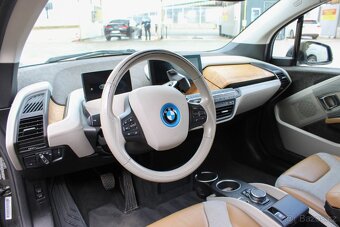 BMW i3 - 7